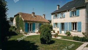 Countryside House Near Blois with Picturesque Garden